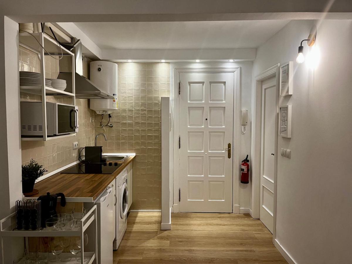 Apartamento Puerta Del Camino 5 - Patio Y Wifi Більбао Екстер'єр фото